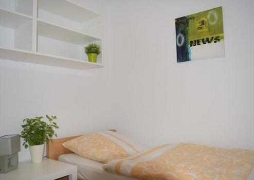 Property thumbnail 10