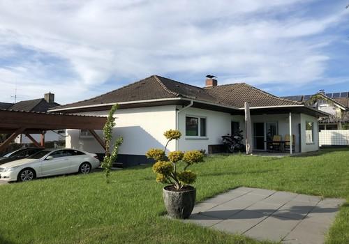 Hausansicht vom Garten