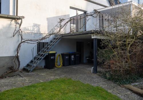 Terrasse mit Gartenzugang