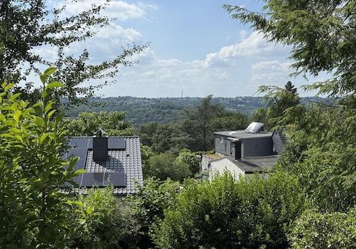 Blick v. Balkon OG nach Westen