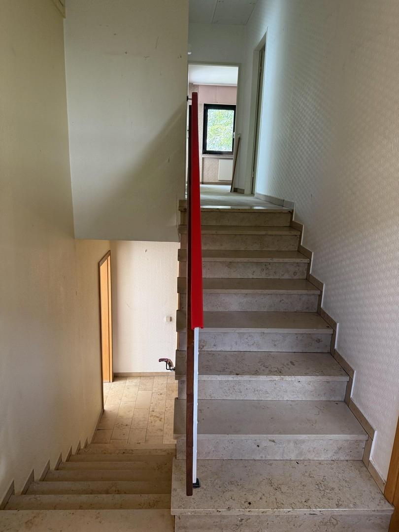 Flur mit Treppe