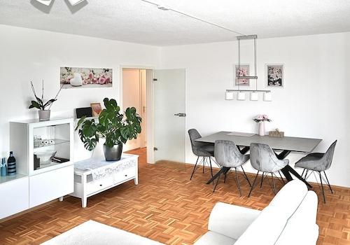 Wohnzimmer Blick auf den Flur