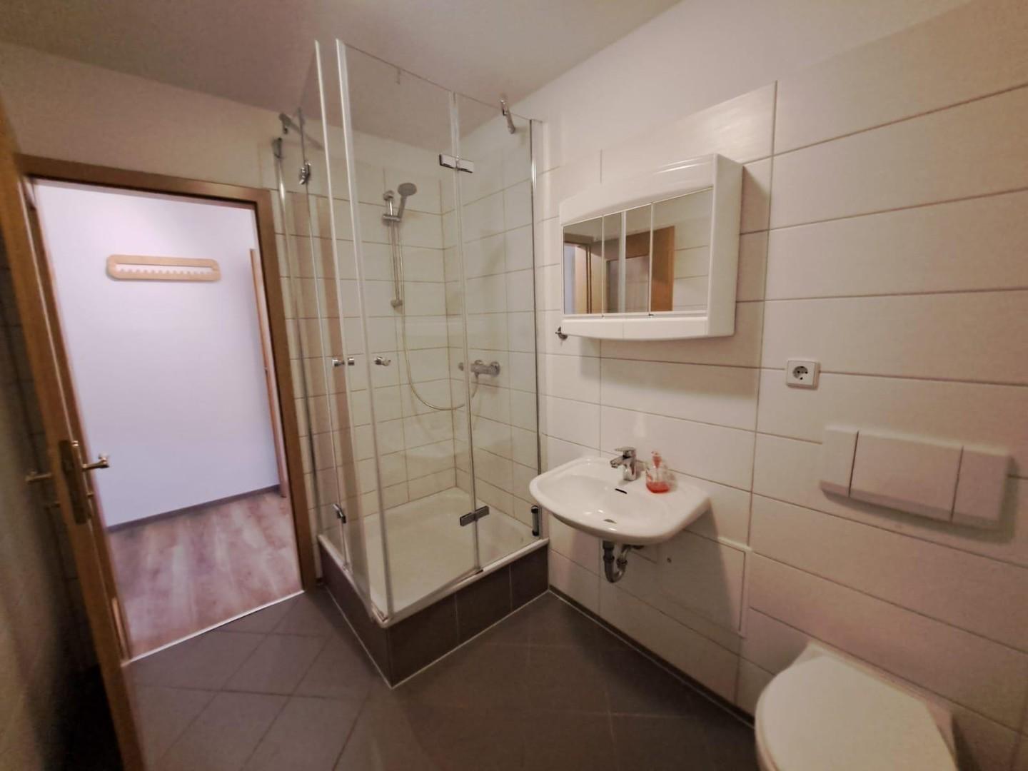 Bad mit Dusche