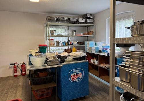 Lagerraum neben der Gastroküche