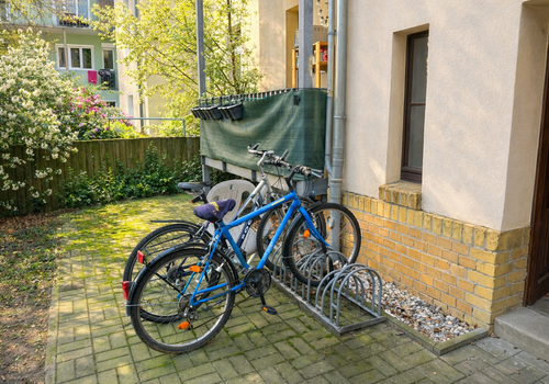 Fahrradplätze im Innenhof