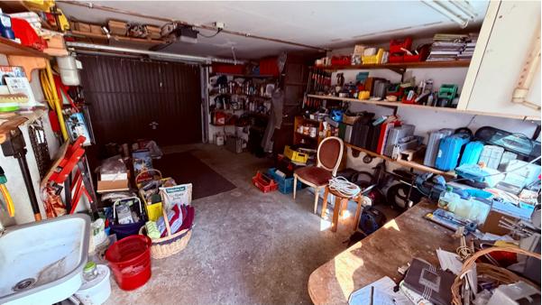 Garage.jpeg