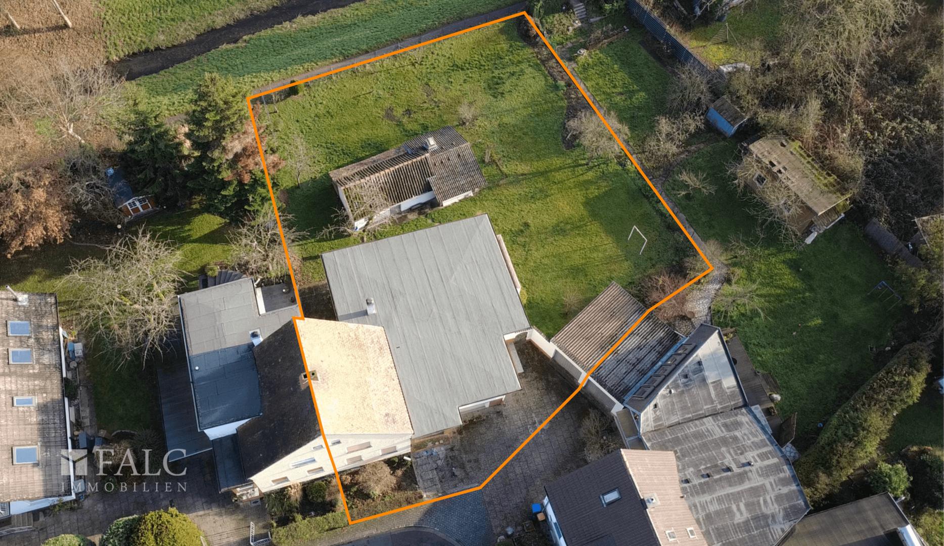 Großes Potential, 888 qm Grundstück