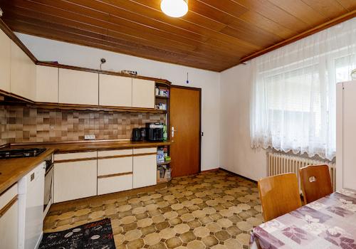 Geräumige Wohnküche mit Gestaltungsspielraum