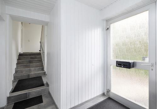 Separater Eingangsbereich zu den drei Mietwohnungen