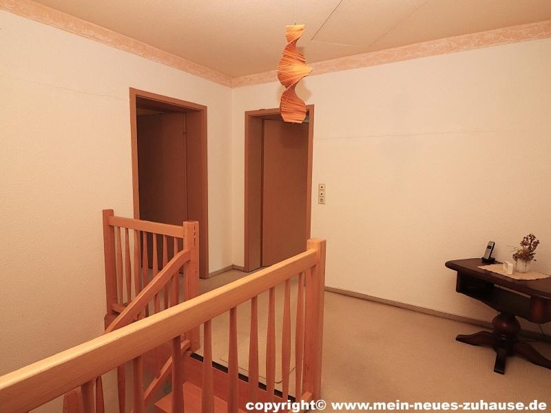 Bild 10 Flur Dachgeschoss