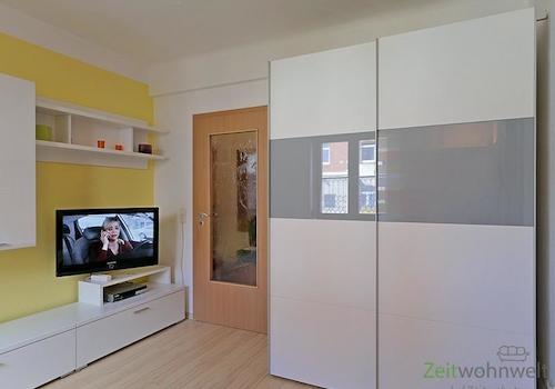 Schiebetüren-Kleiderschrank