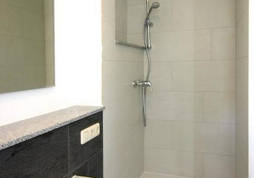 Dusche im eigenen Bad