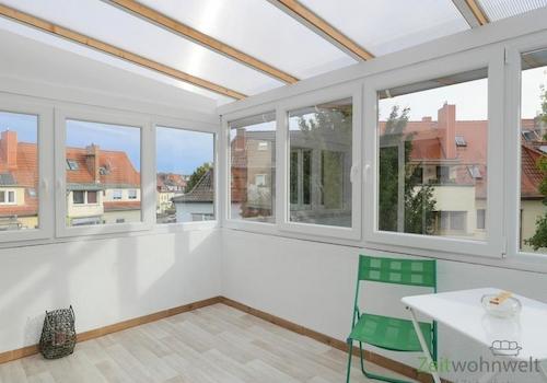 große verglaste Veranda