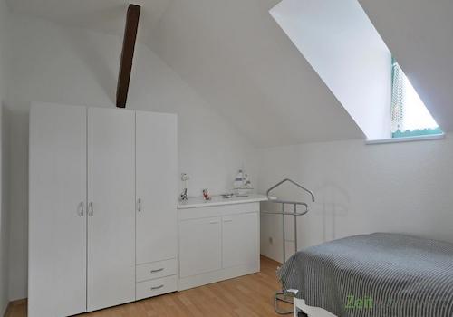 Blick ins Schlafzimmer