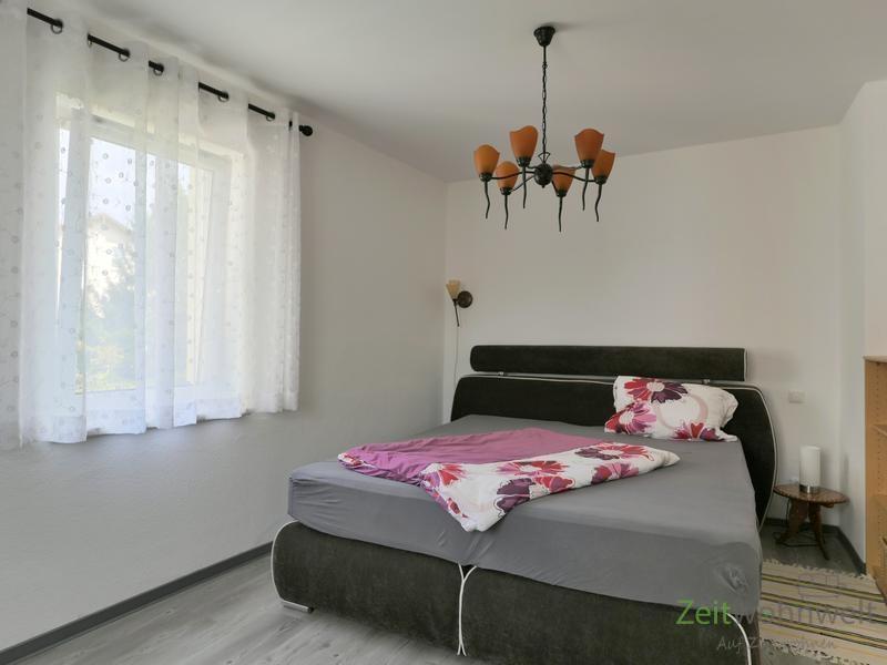 Blick ins Schlafzimmer