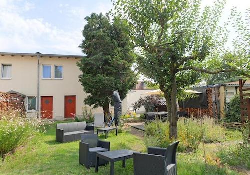 Blick in die Außenanlage