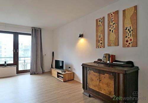 Sideboard und TV