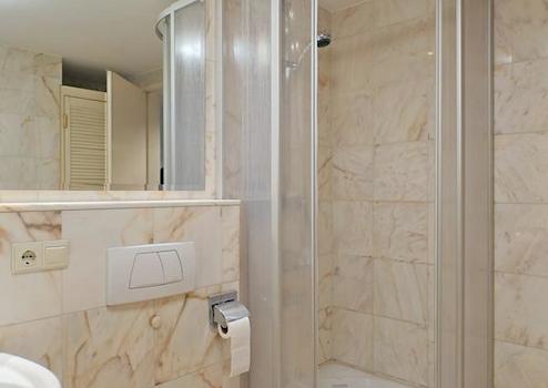 Property thumbnail 9