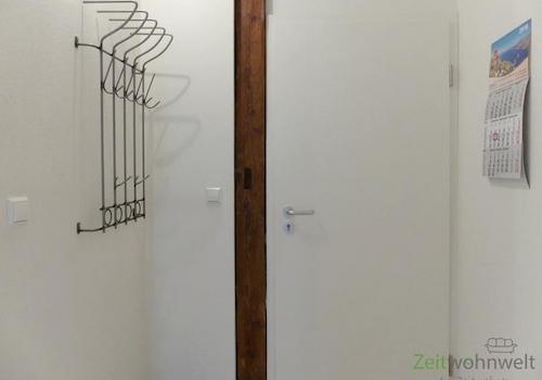 Furbereich mit Abstellkammer