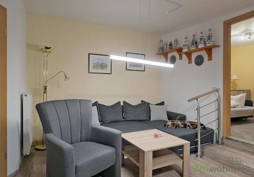 Sessel, Sofa, Innentreppe