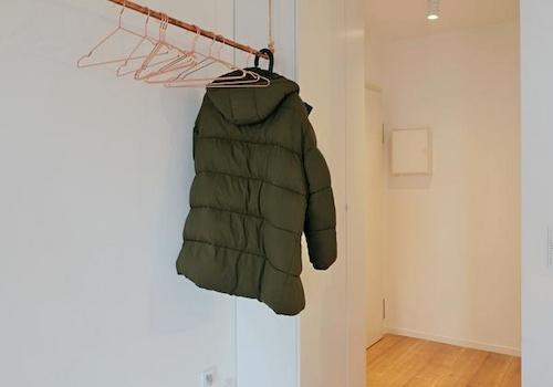 Kleiderschrank am Eingang