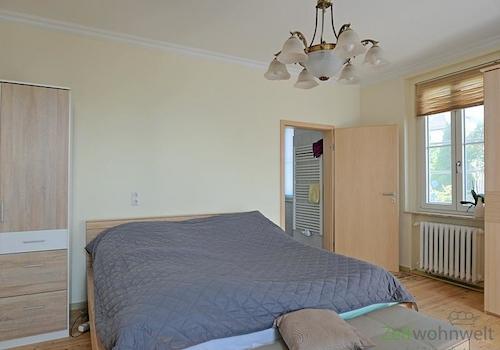 Blick ins Schlafzimmer