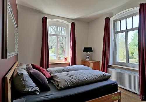 unteres Schlafzimmer