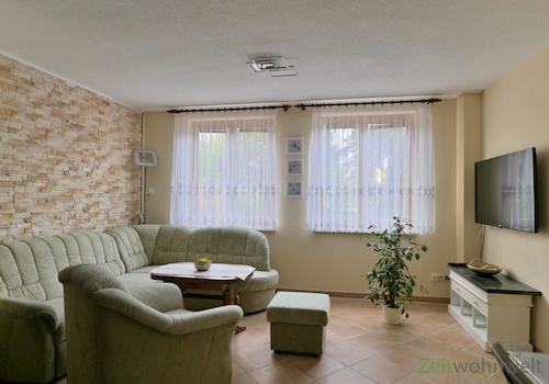 Blick ins Wohnzimmer