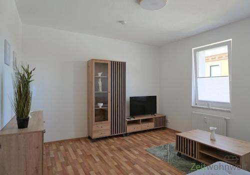 rechts_Blick ins Wohnzimmer