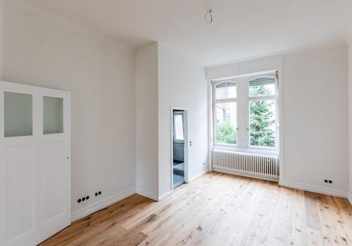 Schlafzimmer mit Duschbad 