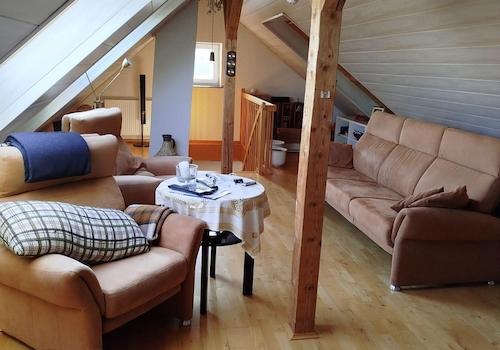 2. Wohnzimmer Dachgeschoss