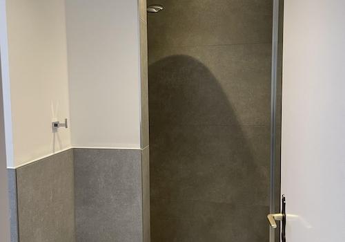 Spacious shower