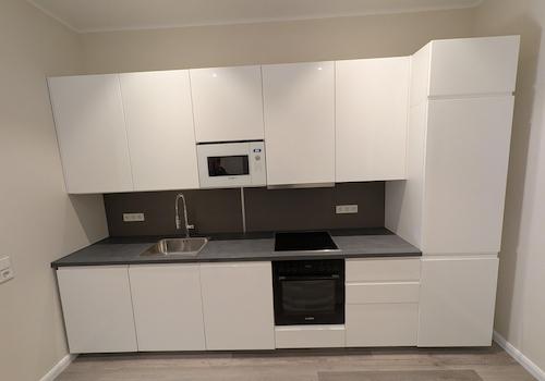 Hochglanz weiße Küche