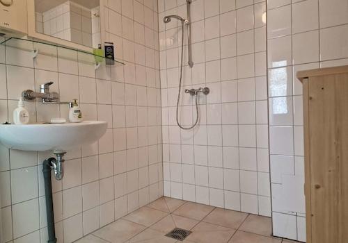 Badezimmer EG