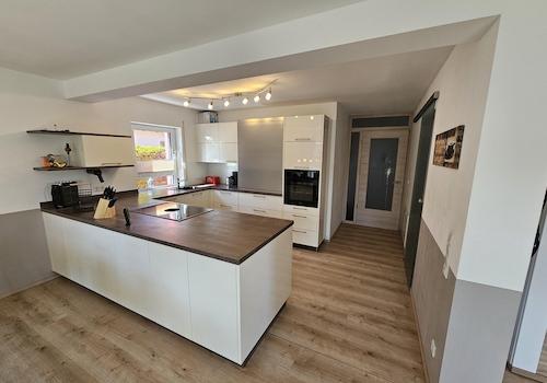 Offene Küche mit Insel