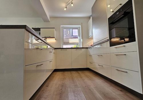 Offene Küche mit Insel