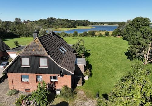 Drohnenfoto Straßenseite