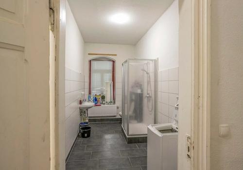 Bad mit Fenster (Bsp)