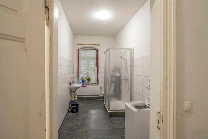 Bad mit Fenster (Bsp)