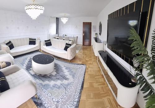 Wohn- und Essbereich