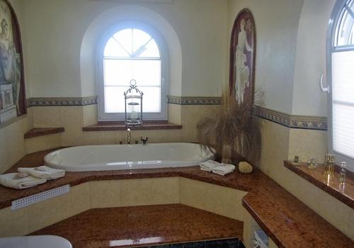 Badewanne im Masterbad