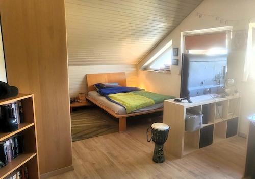 Dachzimmer links