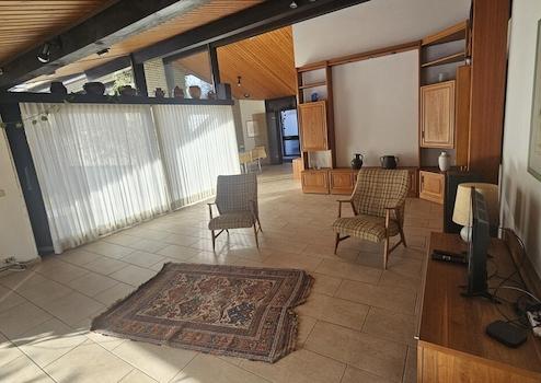 Property thumbnail 7