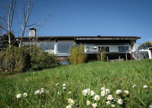 Exklusives Zweifamilienhaus Glashütten: Pool, Blick, barrierefrei – nur 30 Min. von FFM & Wiesbaden – Glashütten Hessen, de – Vorschaubild 3