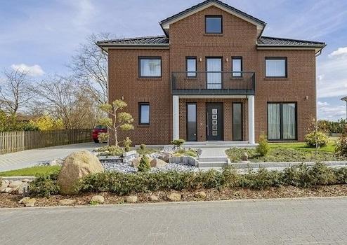 Moderne Villa / als Doppelthaushälfte mit 4 Zim. in Hamburg Nähe