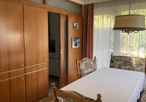 Essecke Durchgang zur Küche