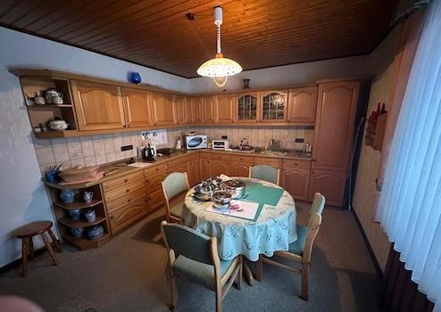 Property thumbnail 6