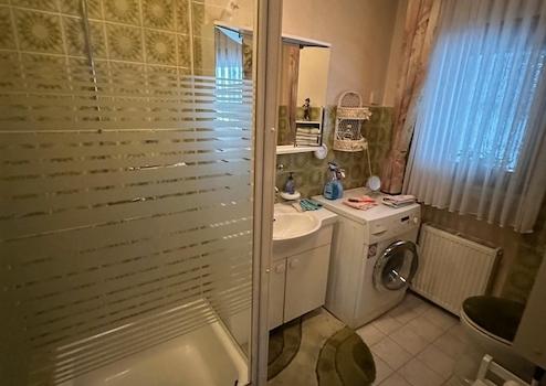 Property thumbnail 16