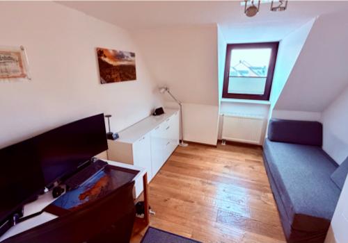 Gästezimmer Büro.jpeg