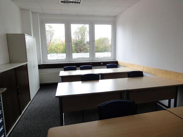 Büro / Schulungsraum